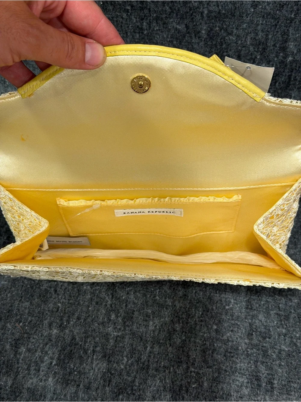 Vintage Banana Republic Women's Canary Yellow Clutch White Lace Overlay NWT New - Picture 7 of 9